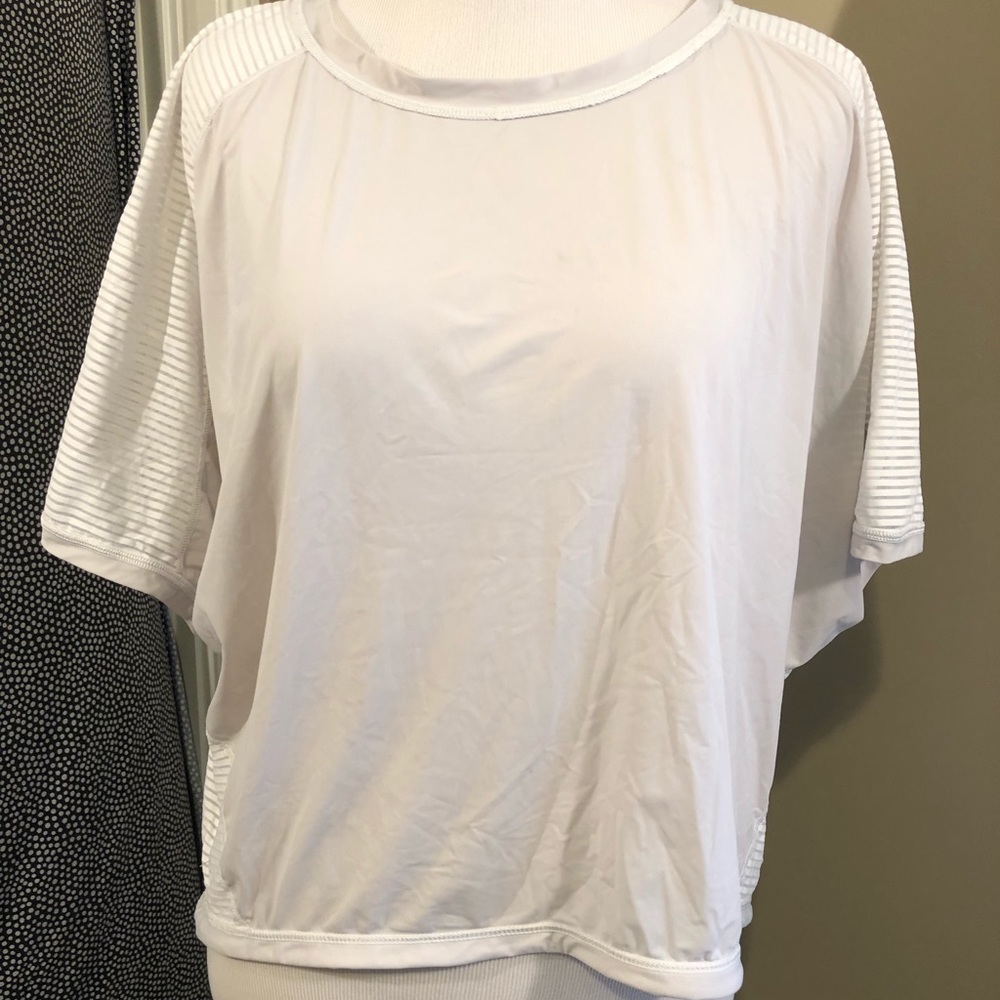 lululemon workout shirt